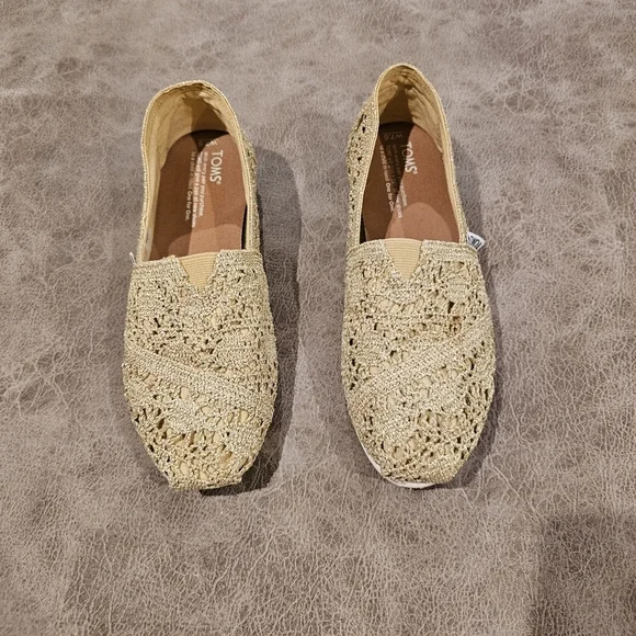 Toms Metallic Gold Crochet Shoes - Picture 2 of 7